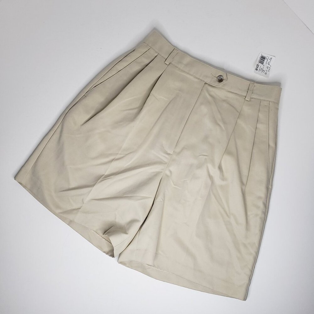 NWT Izod Womens Size 4 Tan Beige Golf Shorts X-dry Hong Kong made